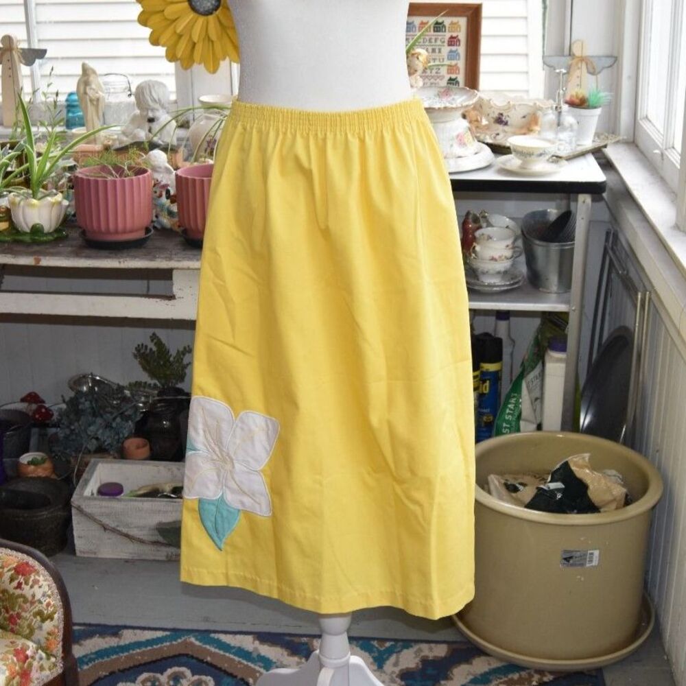 Vintage 70s Yellow Midi Skirt White Floral Appliqué Elastic Waist Boho Large